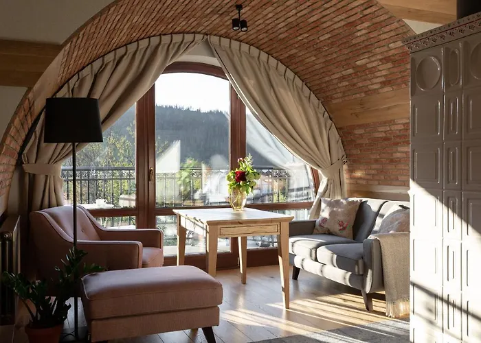 Apart Otel Cristina 4*