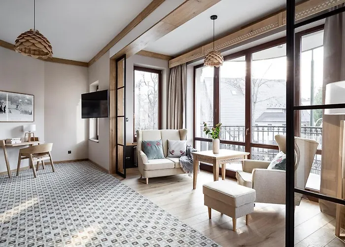 Cristina Apart Otel 4*