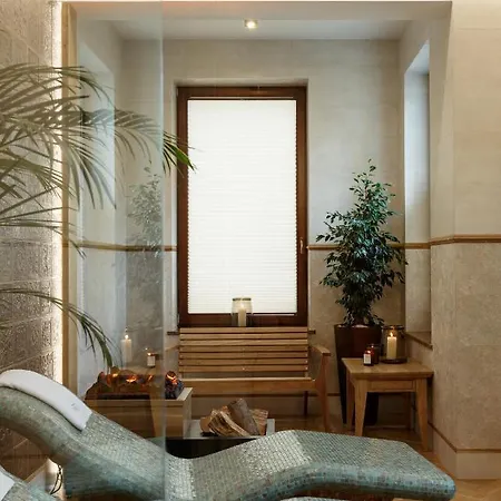 Cristina 扎科帕内