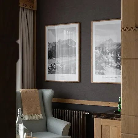 Cristina Apartmanhotel 4*