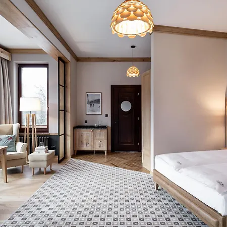 Appart hôtel Cristina 4*