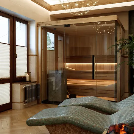 Cristina Apartmanhotel