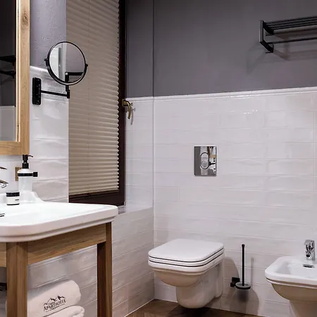 Apartmanhotel Cristina 4*