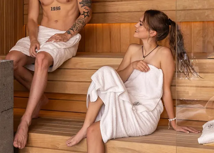 Cristina Hotel apartamentowy 4*