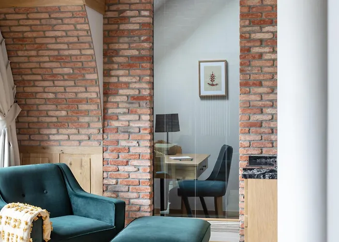 Cristina Aparthotel 4*