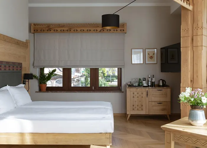 Hotel apartamentowy Cristina 4*